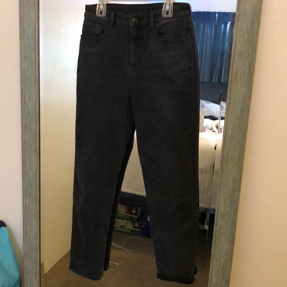 American Eagle Mom Jeans